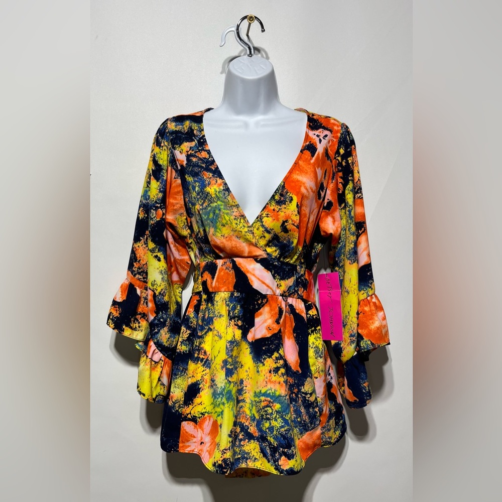 Betsey Johnson Bright Fun Multicolored‎ Blouse Size Medium New with tags.